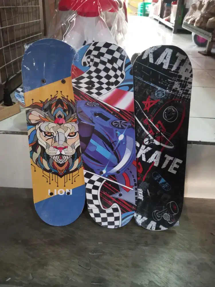 Mainan Anak Skateboard kecil