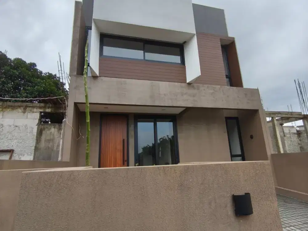 Rumah SIAP HUNI FULL FURNISHED Tanpa DP 5 menit Univ Pamulang Ciputat