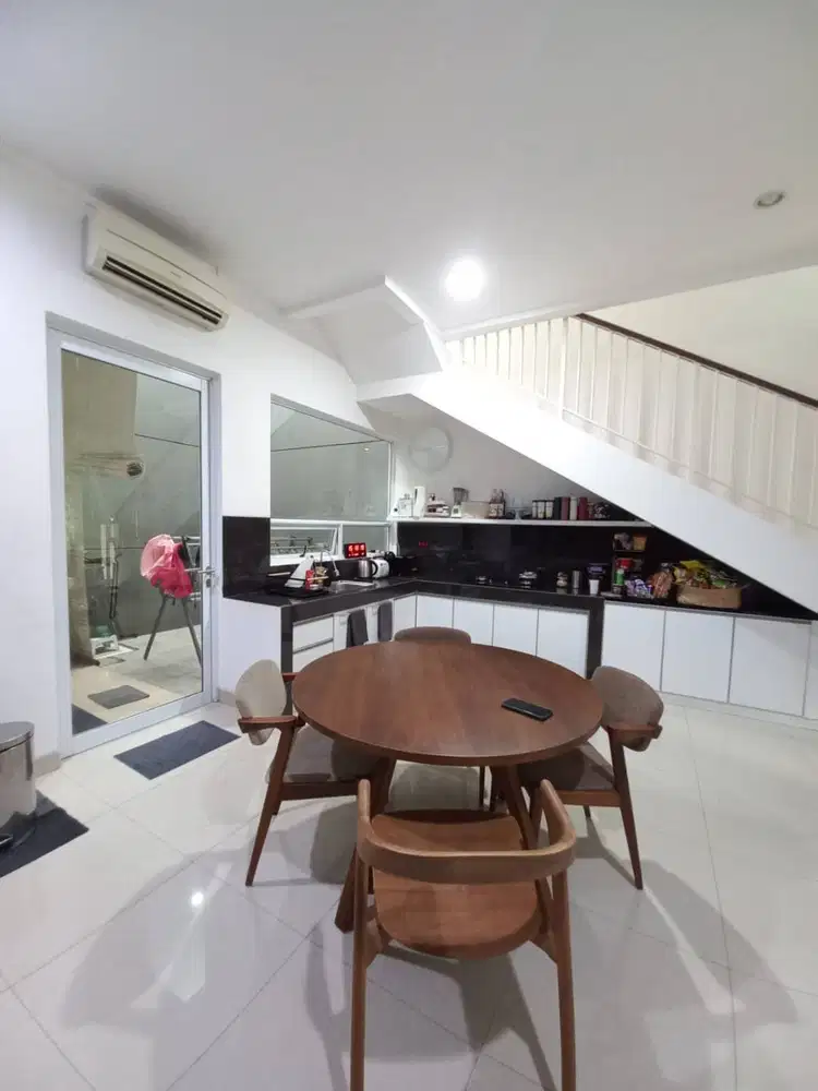 Dijual Rumah Nyaman di Cluster Premium Bintaro Jaya Tangsel UT-18330
