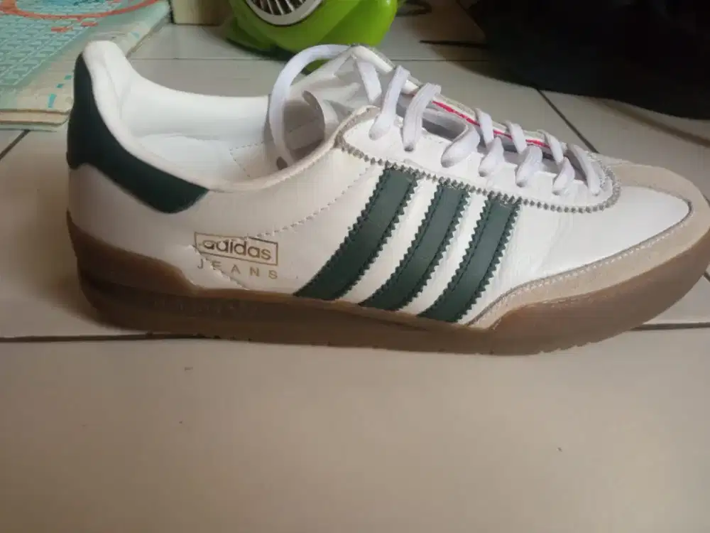 Sepatu Adidas jeans white green ori