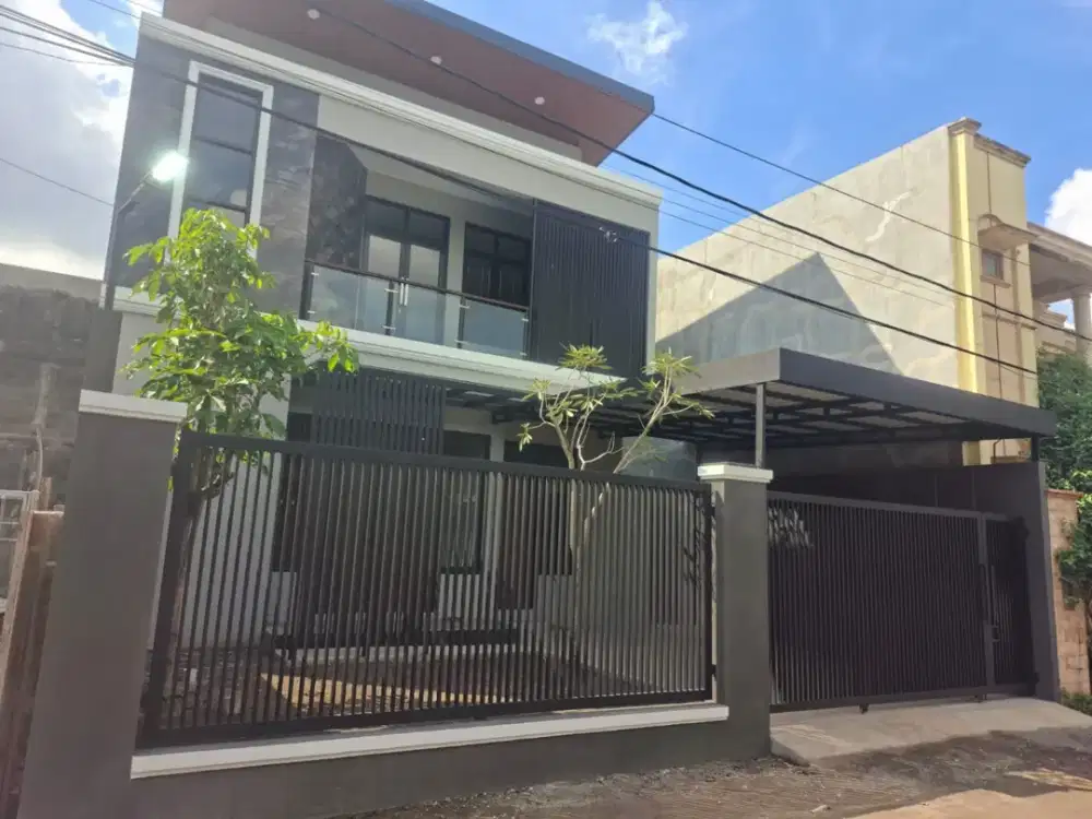 Rumah 2 lantai dekat SMU teladan 1 Yogyakarta di Bugisan siap huni