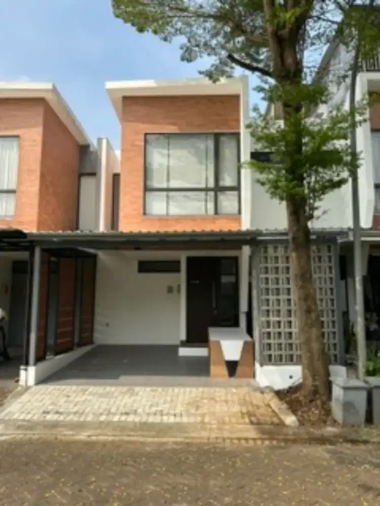 Disewakan Rumah Modern Minimalis di Kompleks Kebayoran Harmony