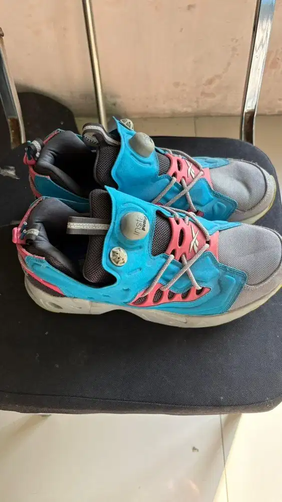 reebok sepatuuu
