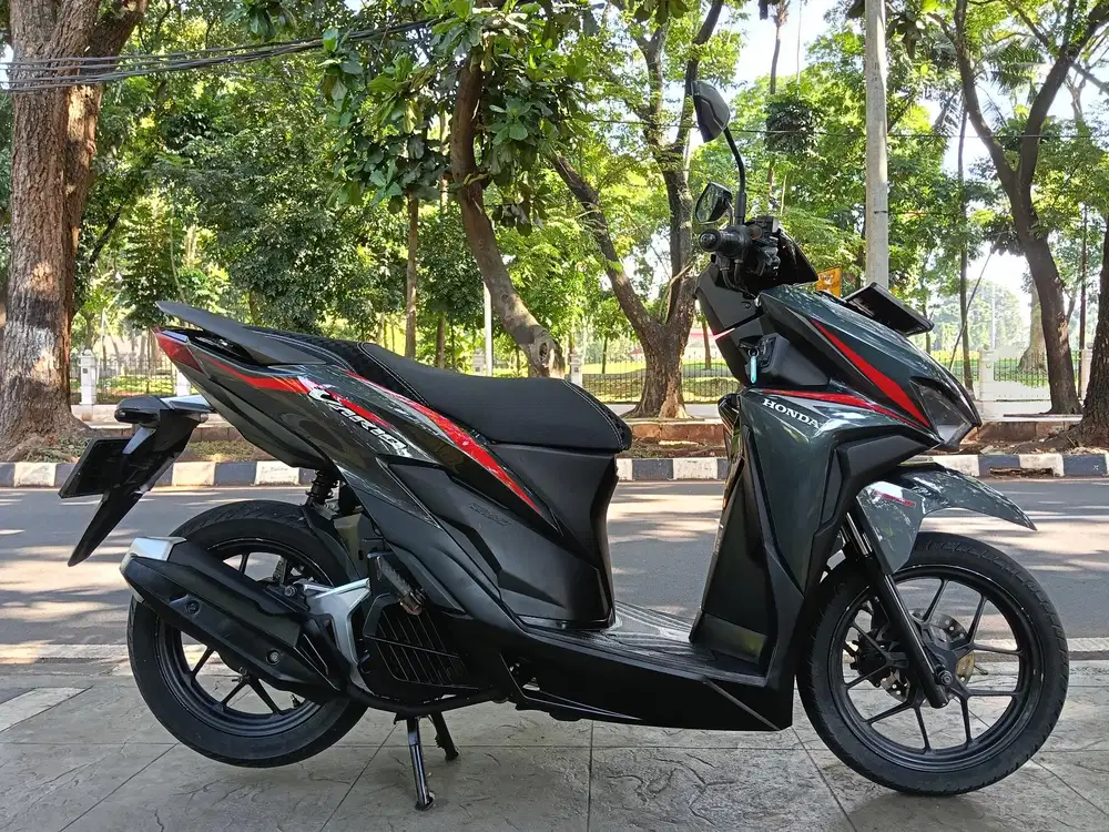 DIJUAL CASH NEW HONDA VARIO 125 ESP CBS FI THN 2019 PJK IDUP