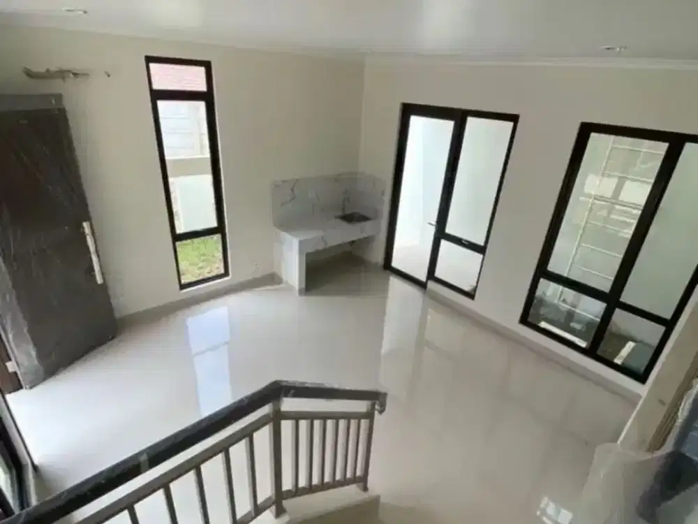 DIJUAL RUMAH 2 LANTAI PODOMORO BANDUNG CLUSTER PADMAGRIYA STRATEGIS