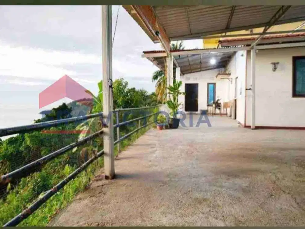 Rumah 4 Kamar bisa dijadikan Homestay  dekat pantai Air Manih di bukit Gadogado Padang