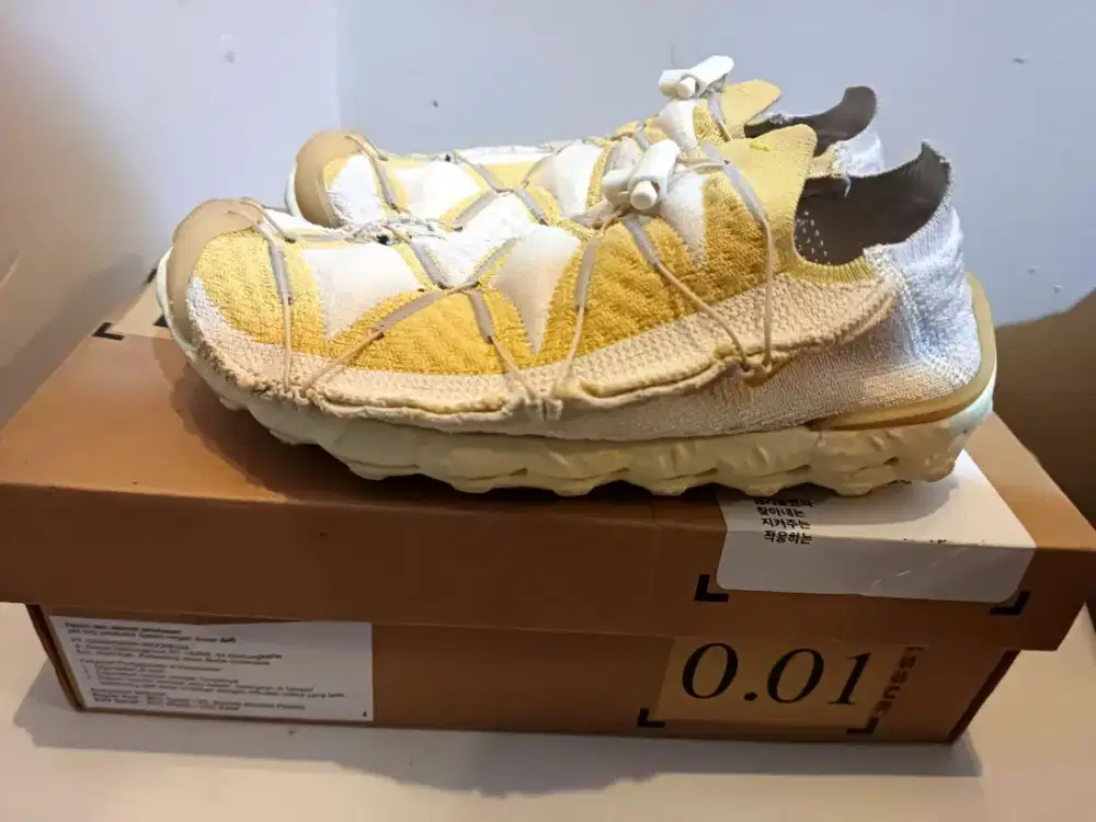 NIKE ISPA MindBody Original warna Light Cream 38.5 / 24cm