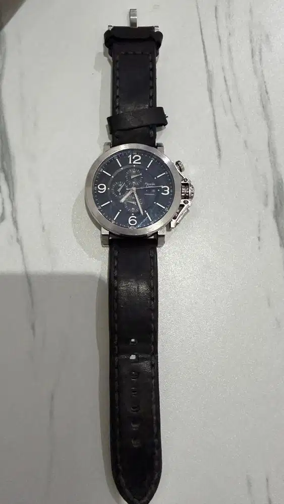 Jam tangan AC dan Fossil