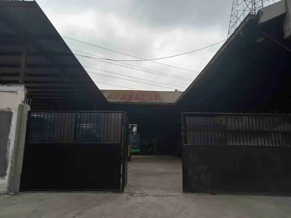 Dijual Cepat Tanah Berikut Bangunan Cocok untuk Gudang di Pulogebang Cakung Jakarta Timur