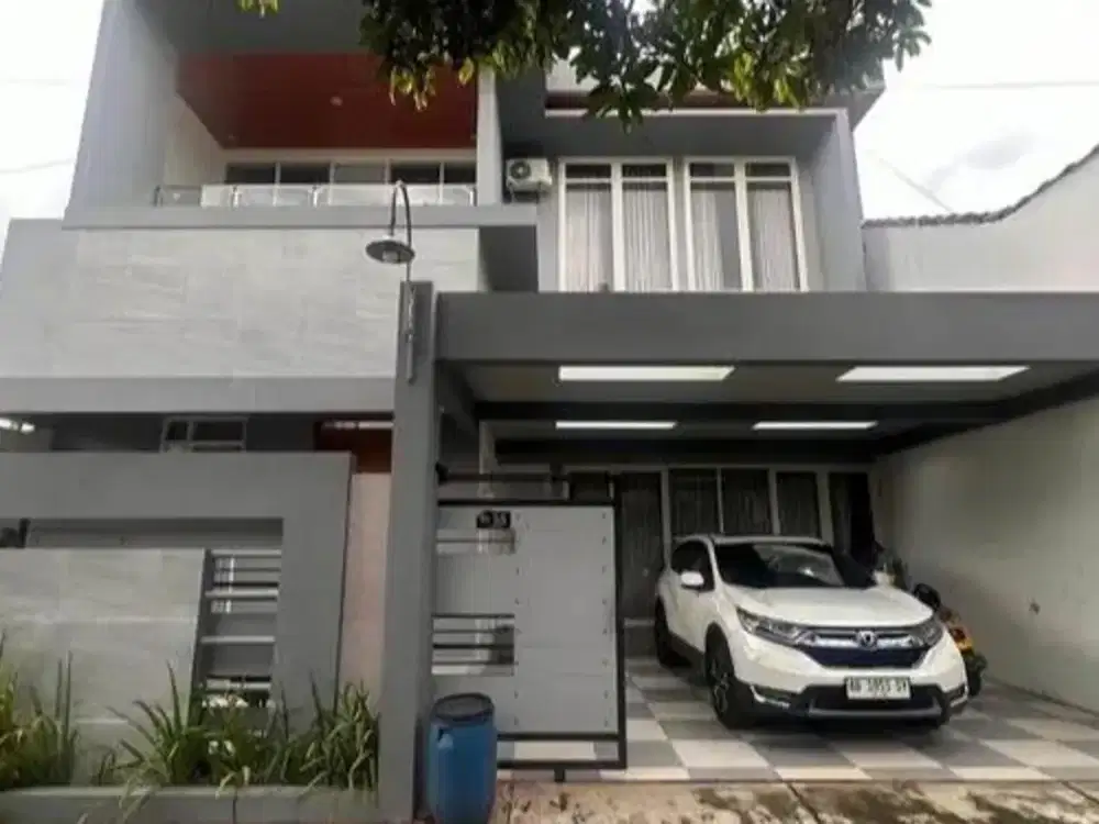 Rumah bagus siap huni di barat Tugu Yogja jalan godean km 5