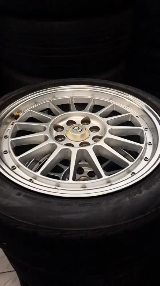 Ring 16 velg mobil for jazz city swift vios yaris livina evalia avanza