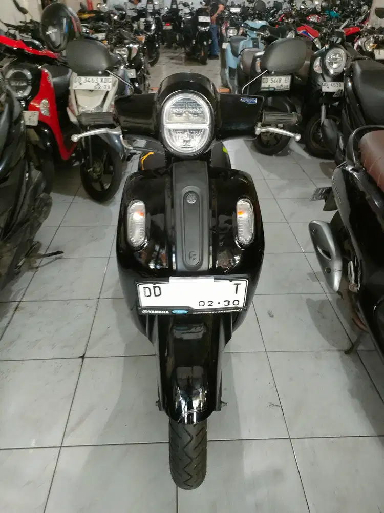 Yamaha Fazzio 125cc 2025 hitam