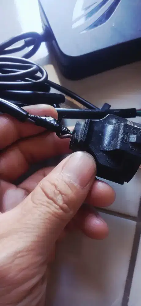 Charger casan laptop asus ROG 10000% original bawaan