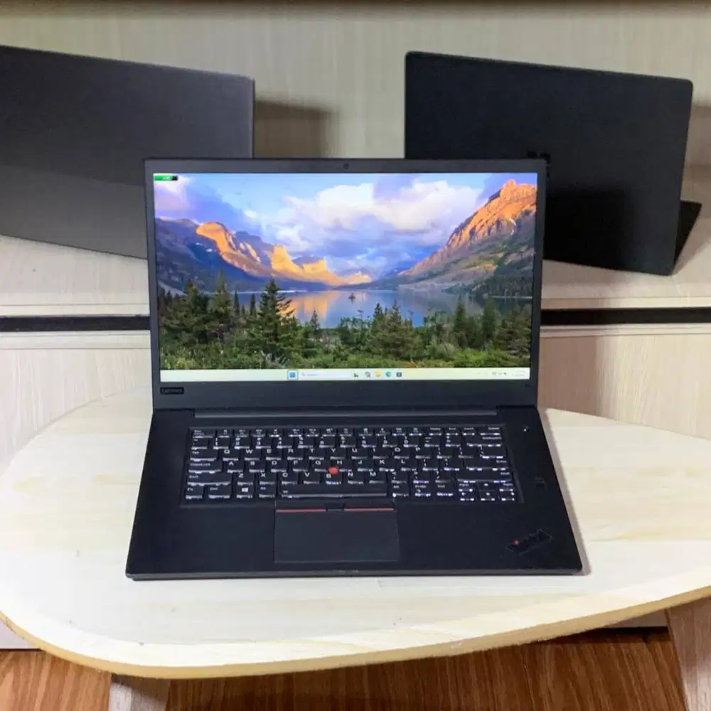 Laptop Game desain Render 3D Lenovo Thinkpad P1 Corei7-8850H 12Cpu