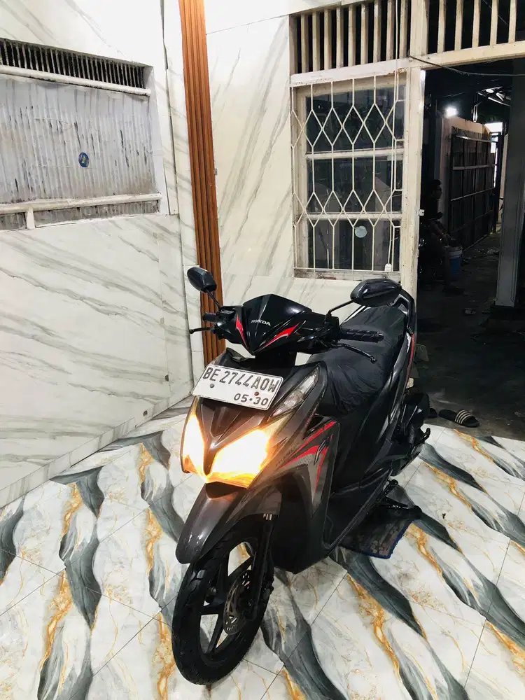 VARIO NEW KZR ISTIMEWA 2014 Pajak Hidup