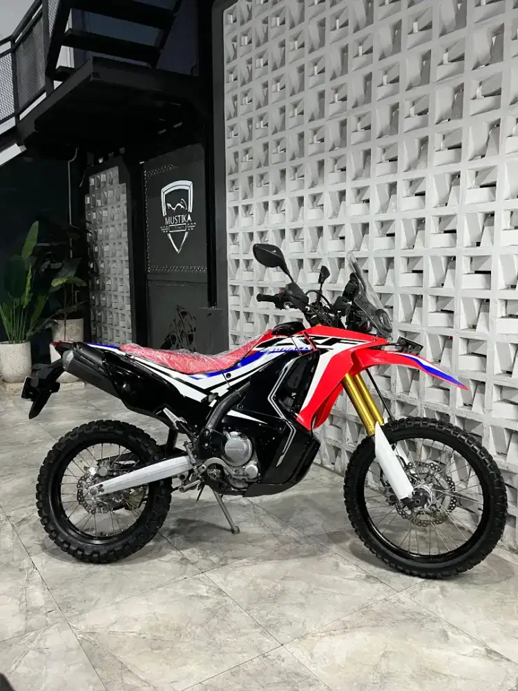 HONDA CRF 250 RALLY 2018 - Chintia Mustika
