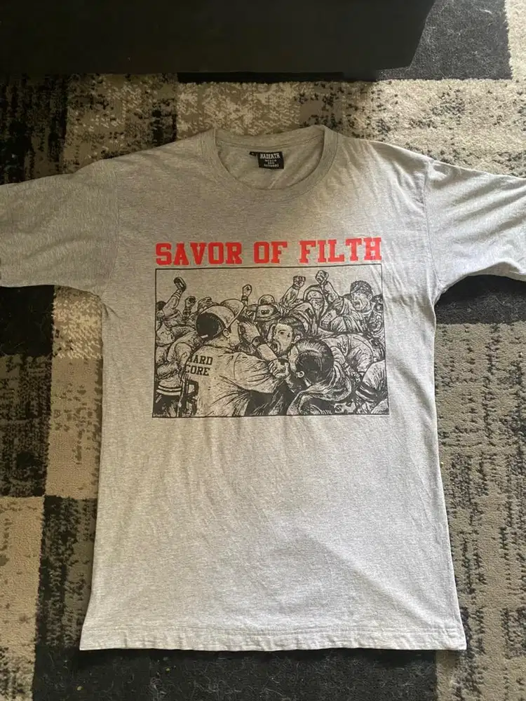 T-shirt band lokal