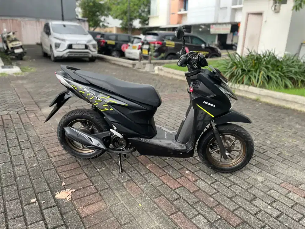 Street 2025 Pajak Hidup