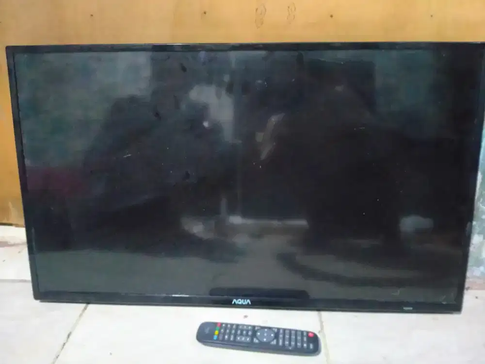 Television LED Digital Aqua Type LE 32AQT6100