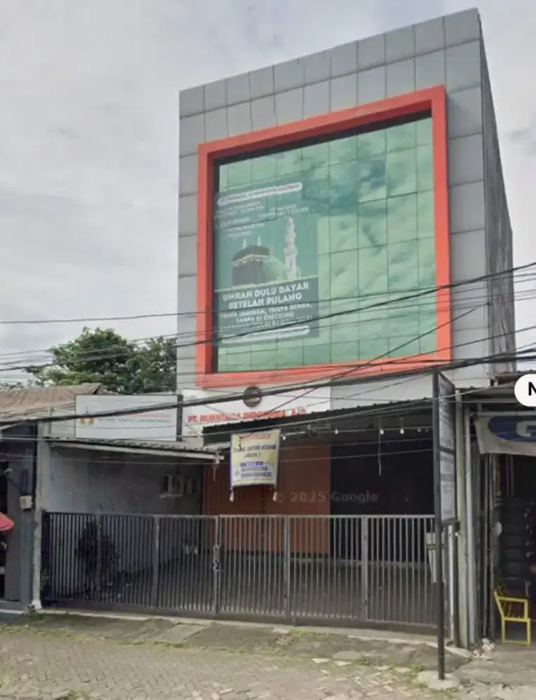 DIJUAL  RUKO 3LANTAI STRATEGIS PINGGIR  JALAN DEKAT TERMINAL KP MELAYU