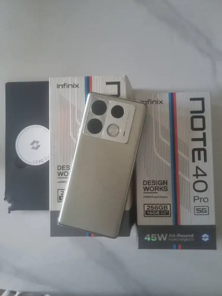 Infinix Note 40 pro 5G ram 8+8/256 nfc