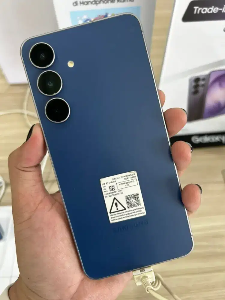 SAMSUNG S25 FE 256GB