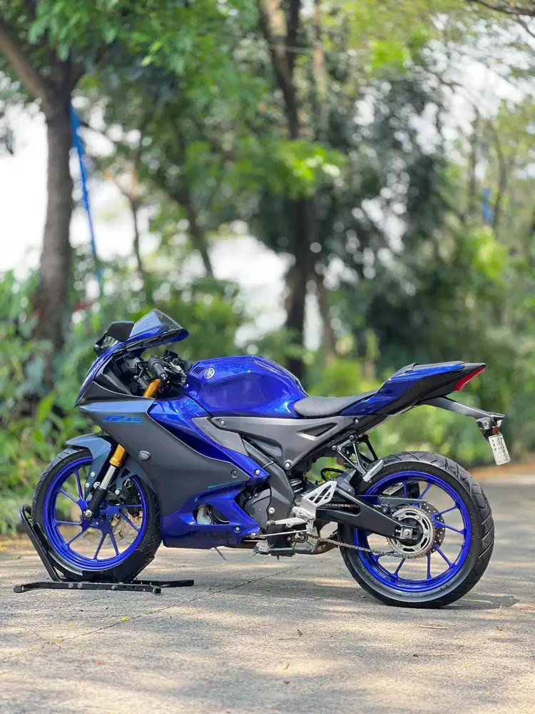 YAMAHA R15 V4 2023 BIRU KM 4K PAJAK PANJANG SUPER MULUS
