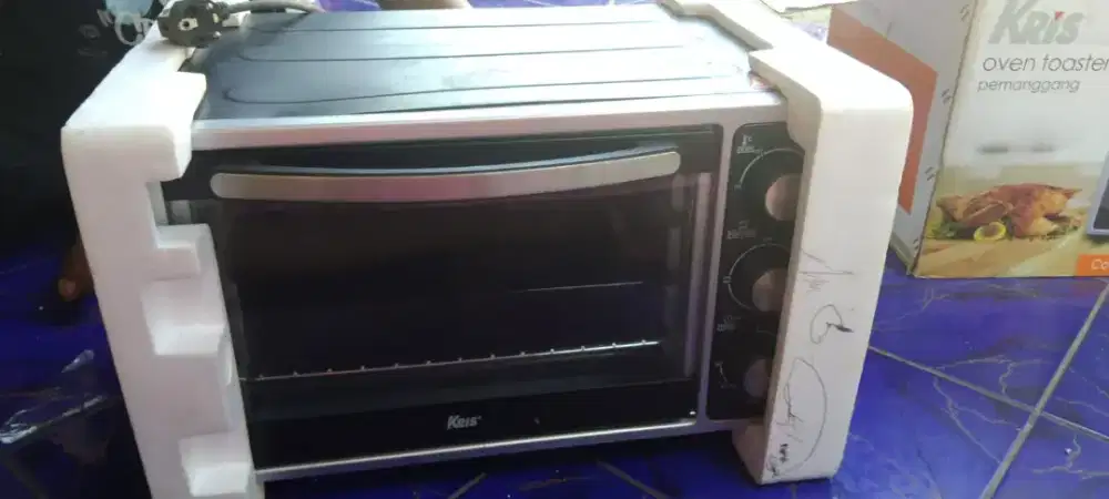 Oven listrik merk kriss