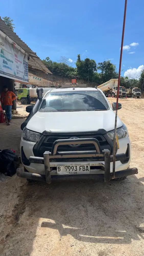 LV Toyota Hi-Lux E DC SN 193462 Tahun 2023