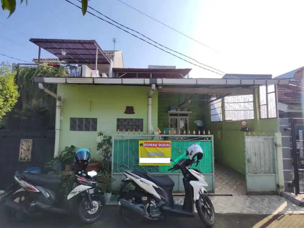 Rumah 15 Menit ke Rumah Sakit EMC Sentul Hadap Selatan J-49504