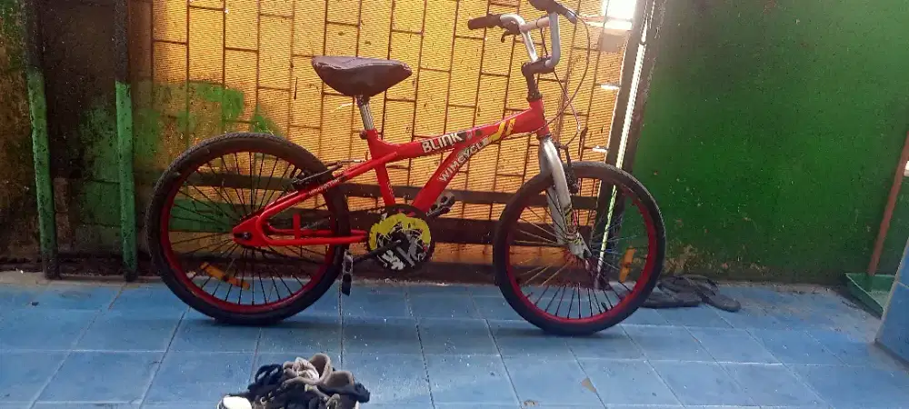 Sepeda BMX wimcycle UK 20inc