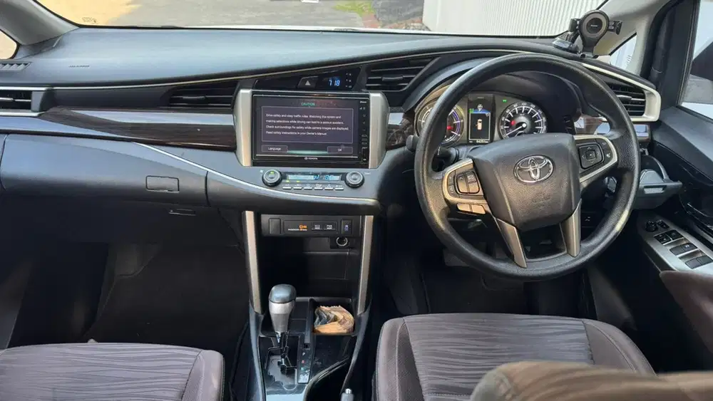 Toyota Innova Reborn V Diesel akhir 2021
