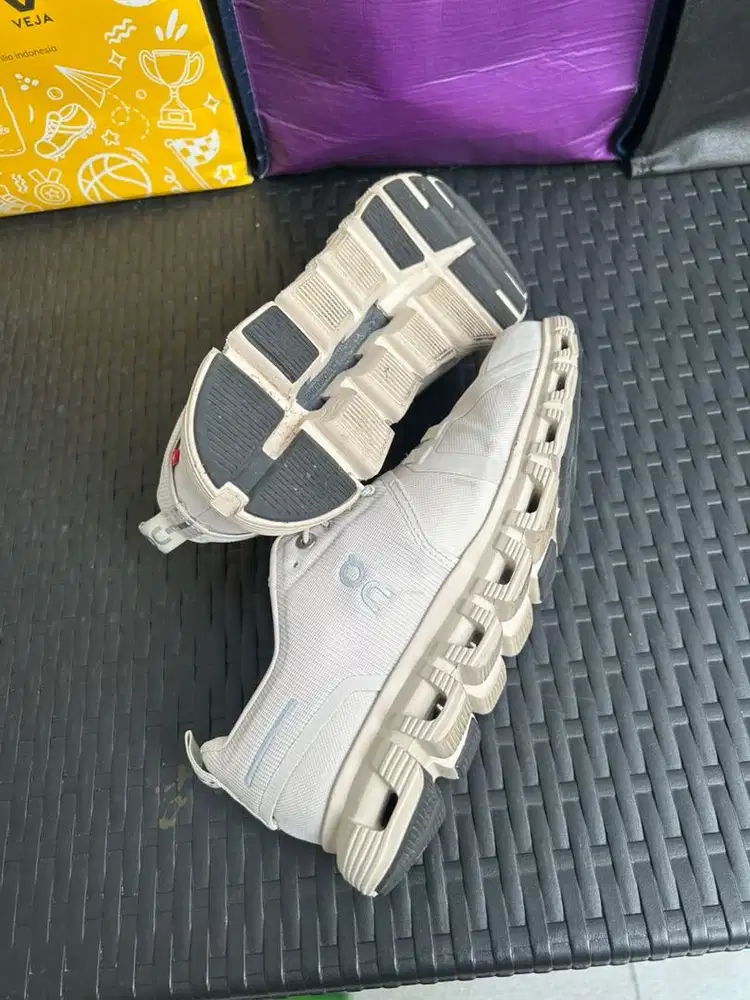 Jual Rugi Sepatu On Cloud Murah Wanita