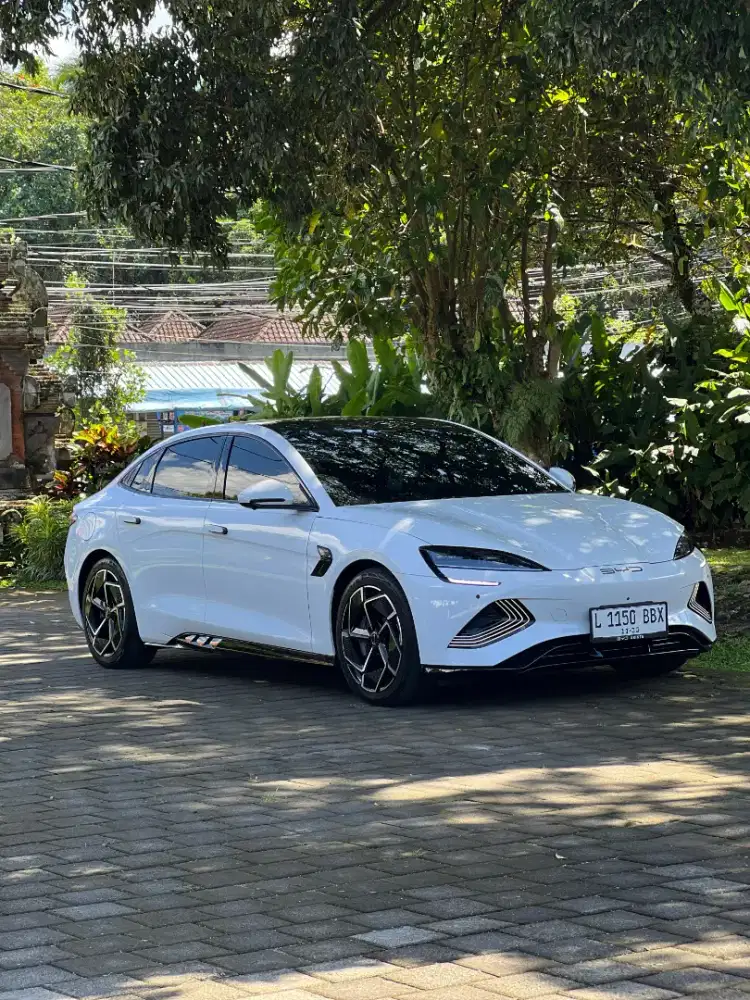 BYD SEAL PERFORMANCE AWD 3.8S 2024 COSMOS BLACK WRAPING PUTIH