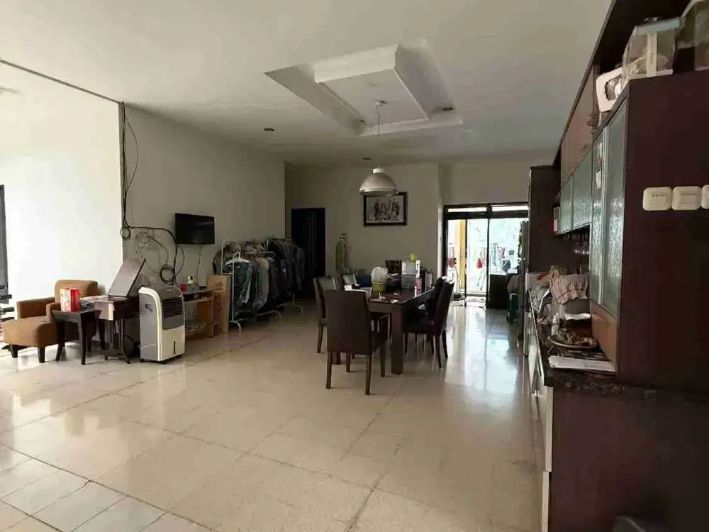 Rumah Manyar Kertoarjo*MURAH‼️- Hadap Selatan - Listrik 6600 watt