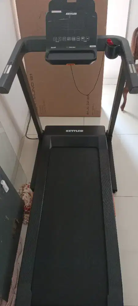 DIJUAL TREADMILL DORTMUND S1