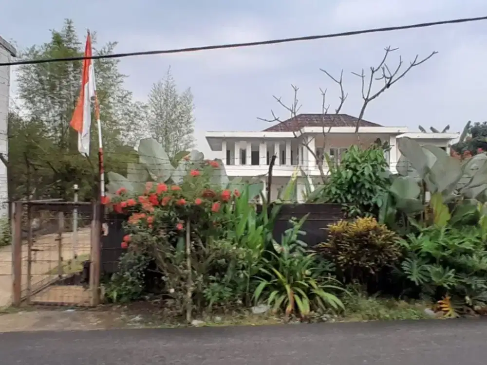 Di Jual Vila Strategis di Parung Bogor
