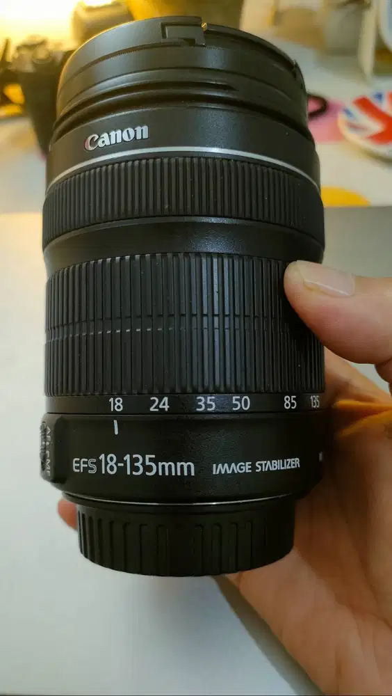 Lensa Canon multizoom 18mm (wide) - 135mm (tele) IS STM