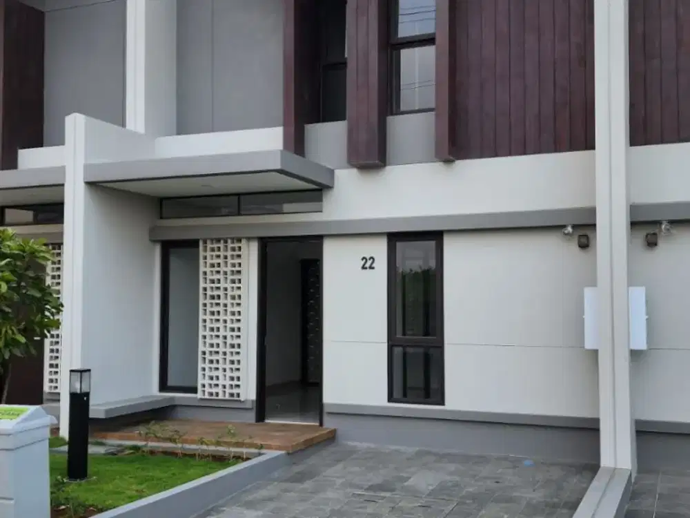 Y. DISEWAKAN RUMAH SUMMARECON BANDUNG CLUSTER FLORA TOL GEDEBAGE