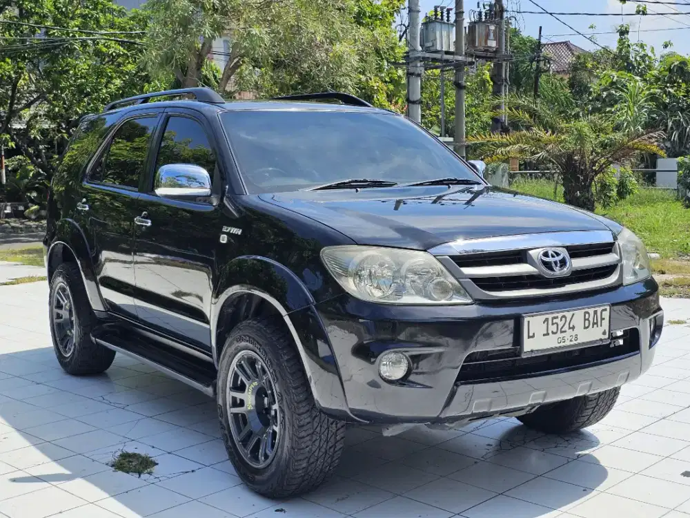 Toyota Fortuner G Lux Bensin Matic 2005