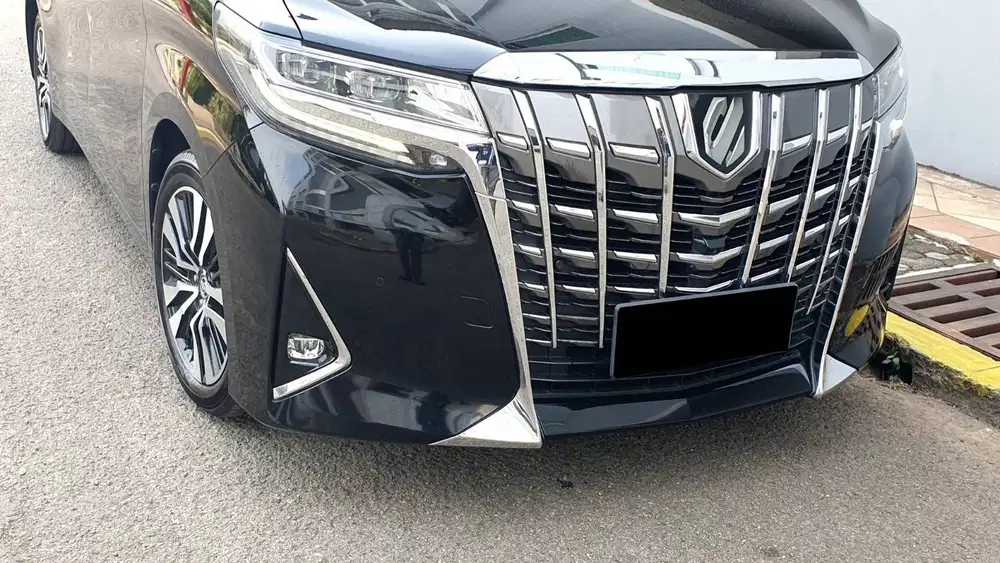 Toyota Alphard 2.5 G ATPM TSS Pilot Seat Black On Beige 2021 Like New