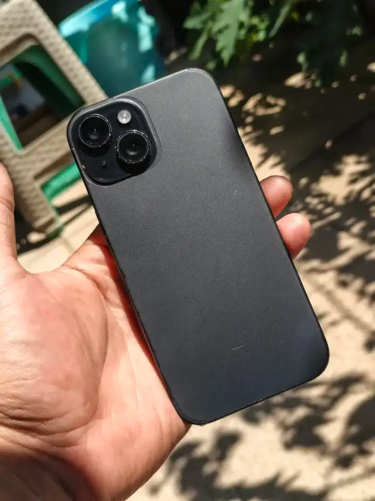 Iphone 15 midnight 128 ex resmi