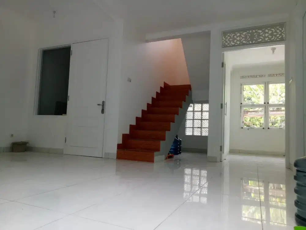 Dijual Cepat Rumah di Taman Kopo Melati Bandung