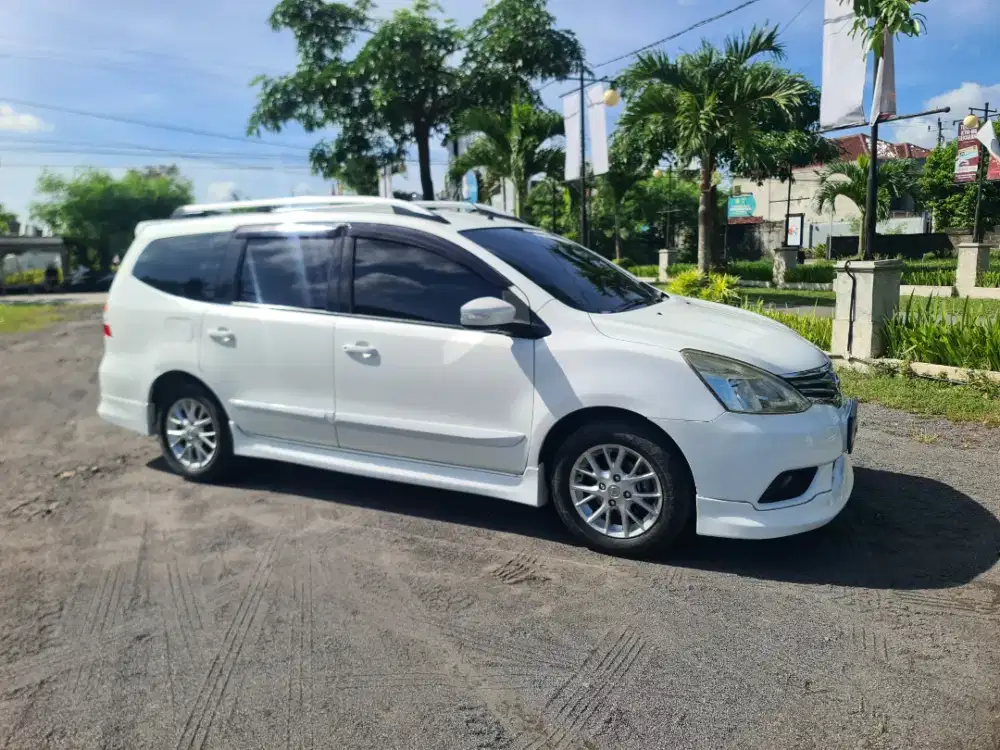 DP10JT// GRAND LIVINA HWS L11