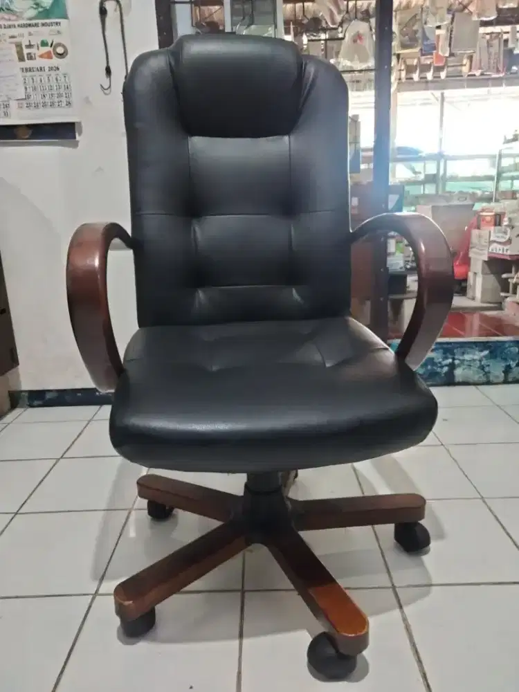 Kursi kantor kerja