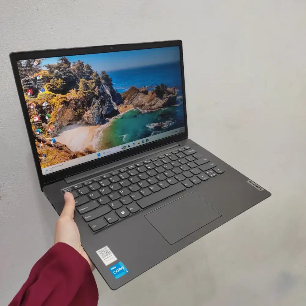 LENOVO V14 G3 IAP INTEL CORE i3-1215U RAM 8 GB SSD 512GB
