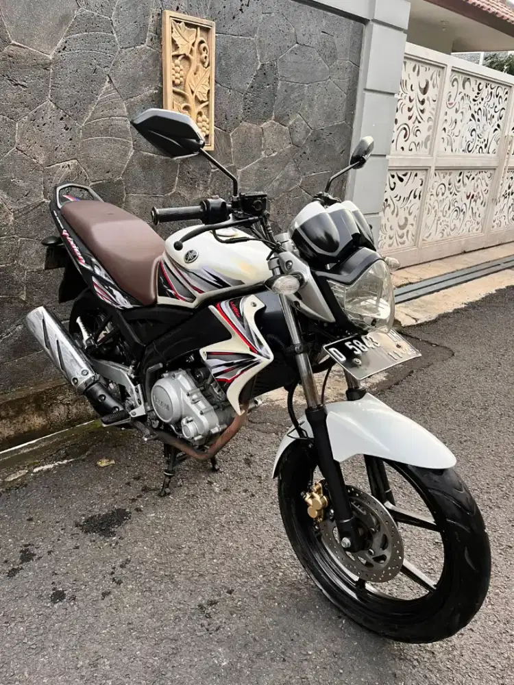 Vixion 2011. Pajak ON. Full Ori. Standar. Mulus. Mesin OK. Ban OK. TT