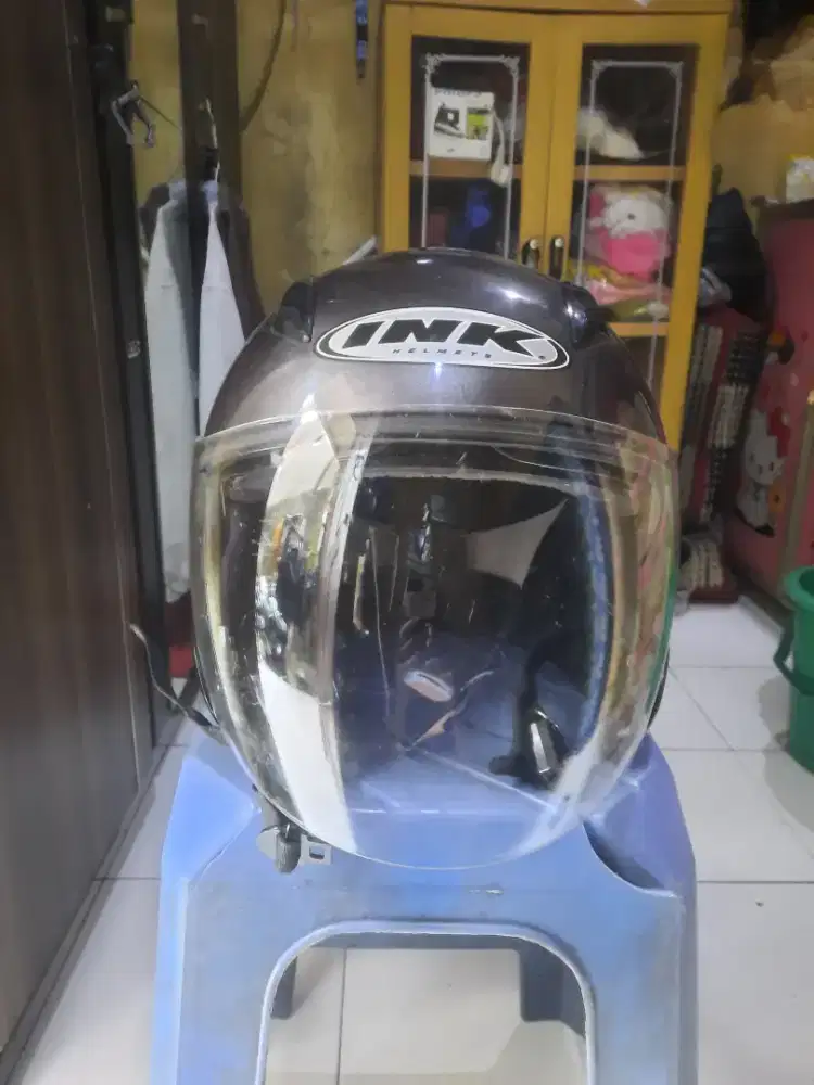 Helm ink metro 2