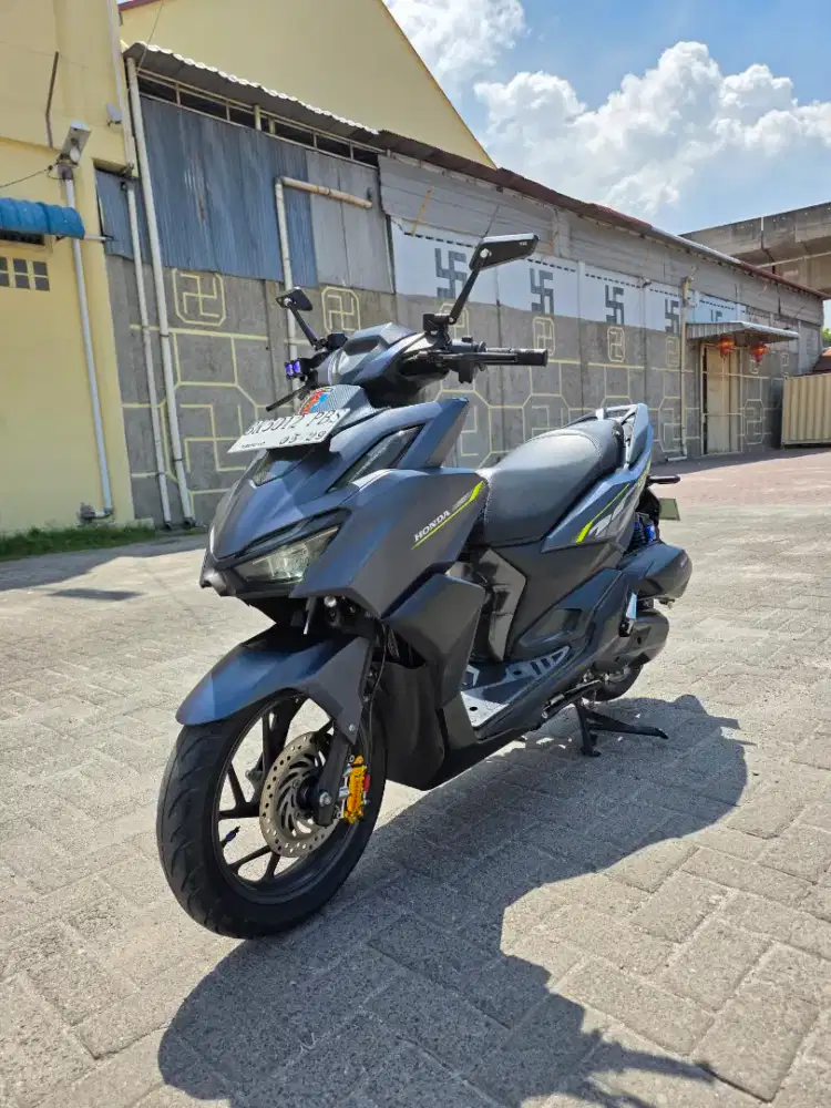 Honda Vario 160 CBS Biru 2024