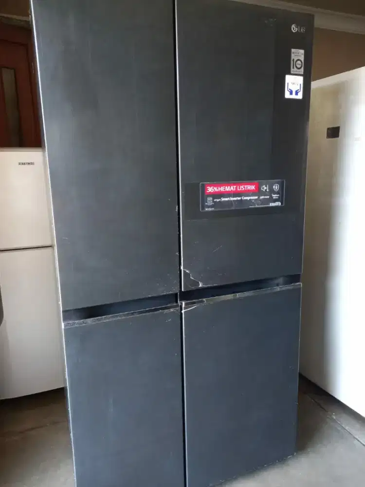 Kulkas Mewah LG SBS 4 Pintu Smart Inverter